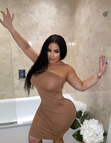 lissaaires hot actress picture