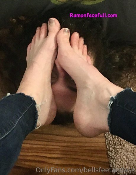 bellsfeetandass sexy pornstar picture