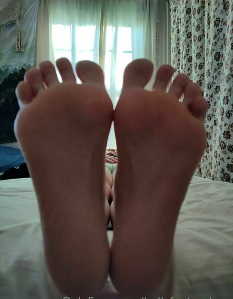 bellsfeetandass pornstar high quality pic