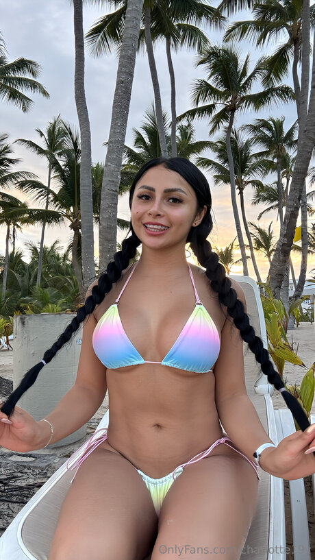 charlotte19y model beautiful photos