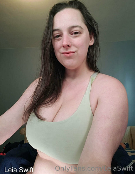 leiaswift erotic pornstar galleries