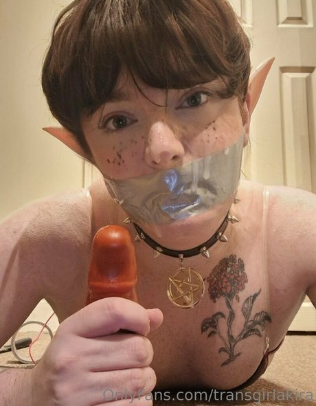 nerdy onlyfans pornographic picture