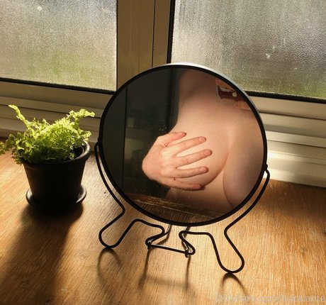 aatalante star nudes pic