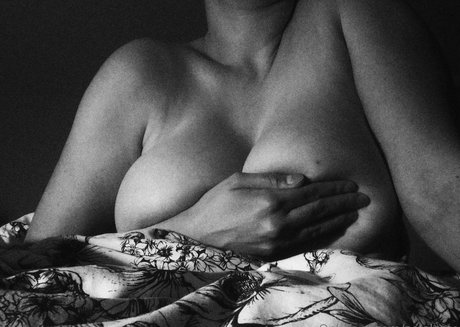 ass fingering onlyfans pornographic picture