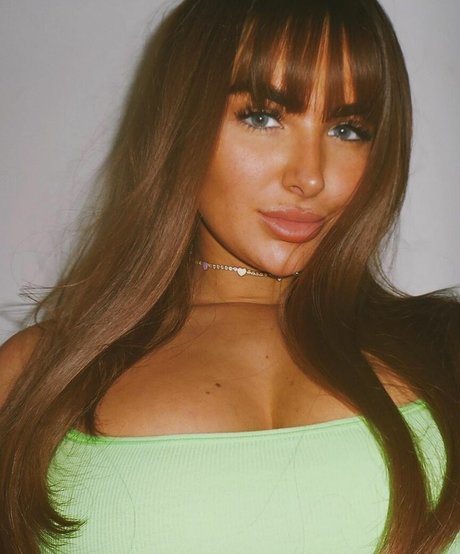 lesbian anal strapon onlyfans pornos pics