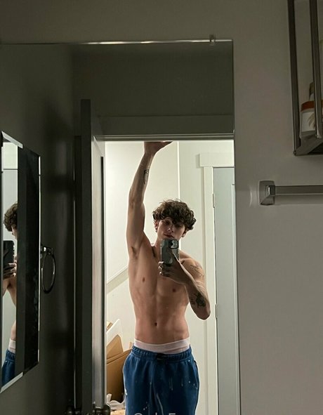 dakarluca pretty model img