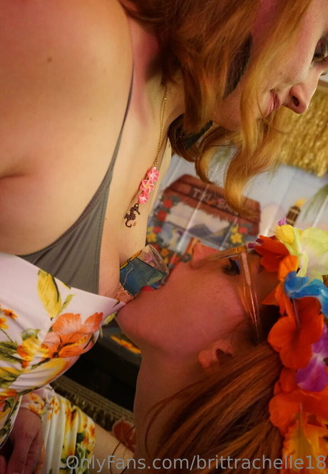 brittrachelle18 pornographic model image