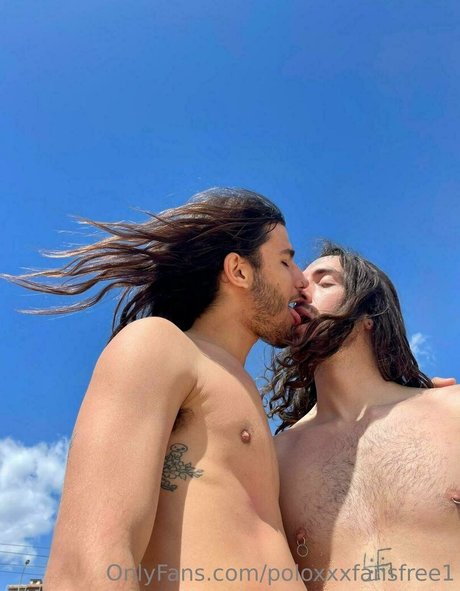 poloxxxfansfree1 model exclusive pic