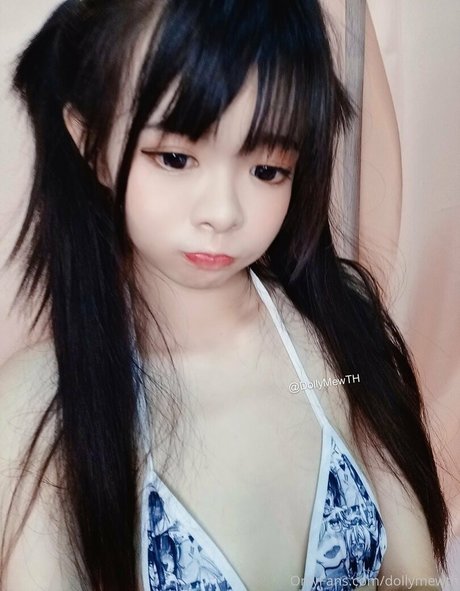 DollyMewTH model sexy photo