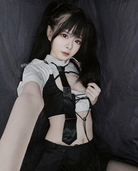 DollyMewTH pornographic model pic