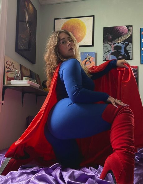 liizardqk model free photos