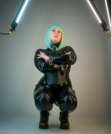 liizardqk star hd photo