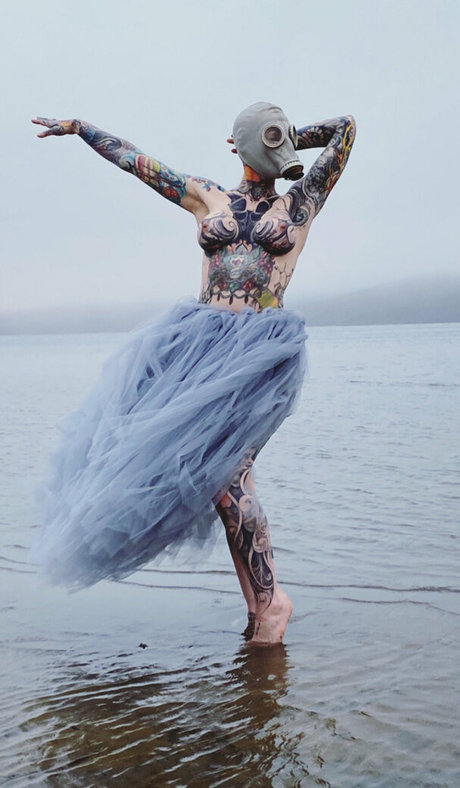 cignosuicide porn actress gallery