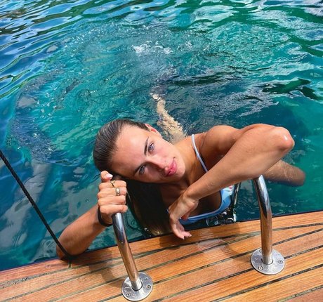 Meeryo7 model sexy archive