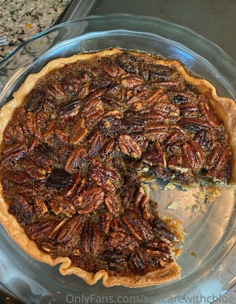 selfcarewithchloe exclusive actress galleries