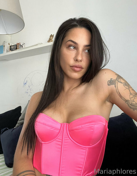 mariaphlores high quality model photo