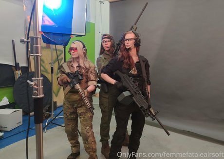 Femmefataleairsoft exclusive star pics