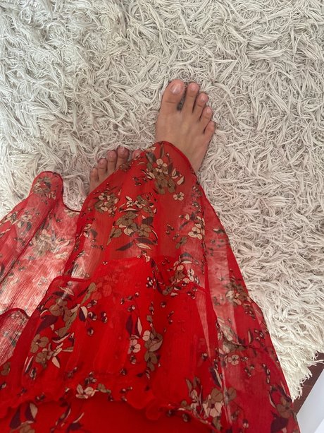 Anastasia FG star top images