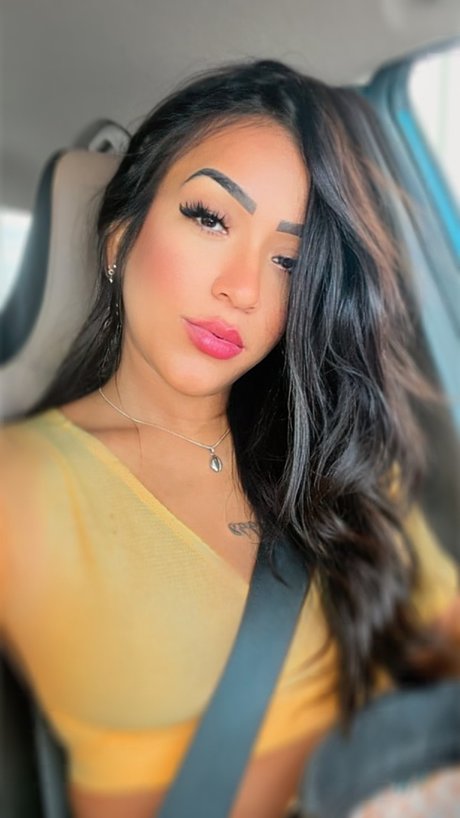 Mia Lee naked model photos