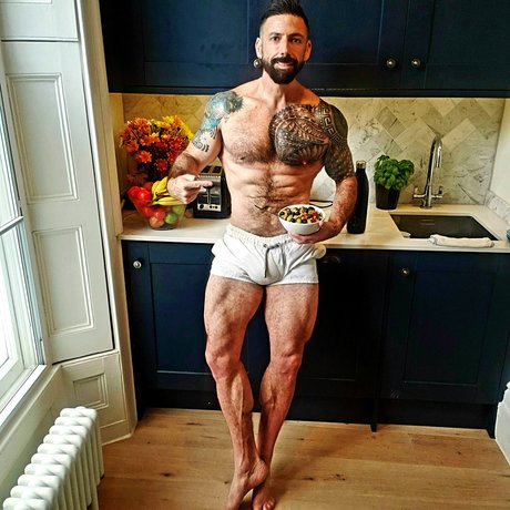 Mexican Hunk beautiful star photo