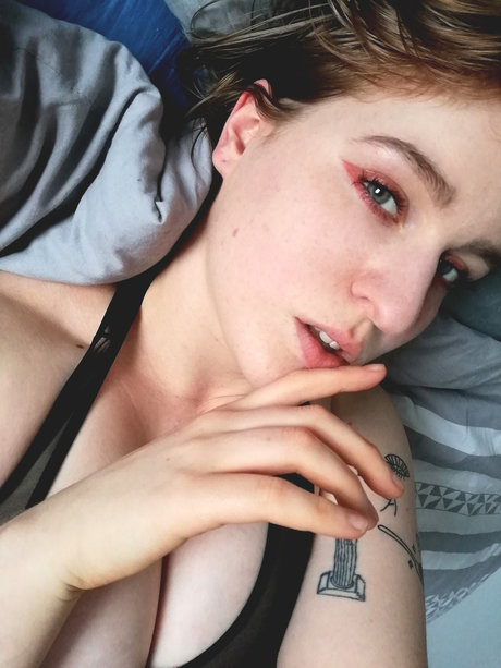 Methylene pornographic actress photo