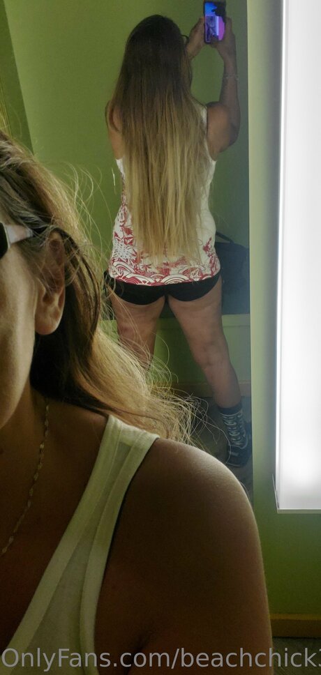 Beach Chick 321 xxx pornstar photo