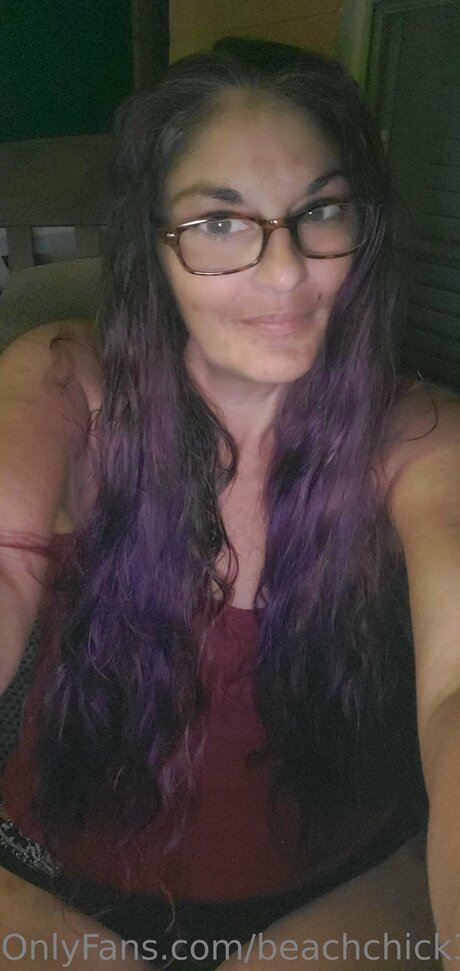 Beach Chick 321 model nice photo