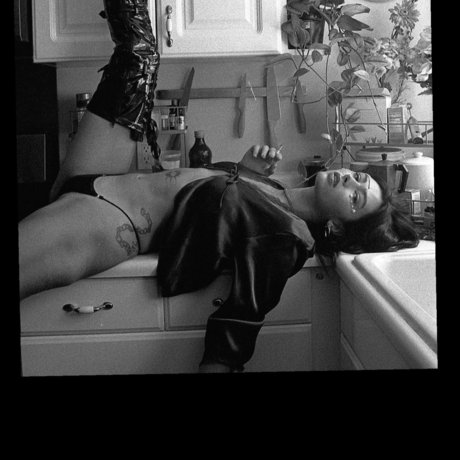 Evil Cutie erotic pornstar images