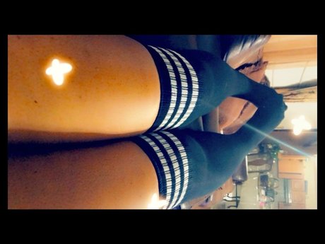 Mila Venus pornstar perfect pics