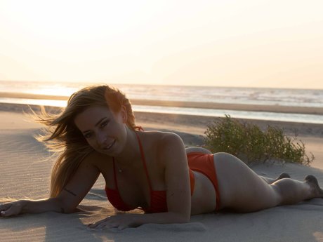 Charlotte Maes adult actress photo