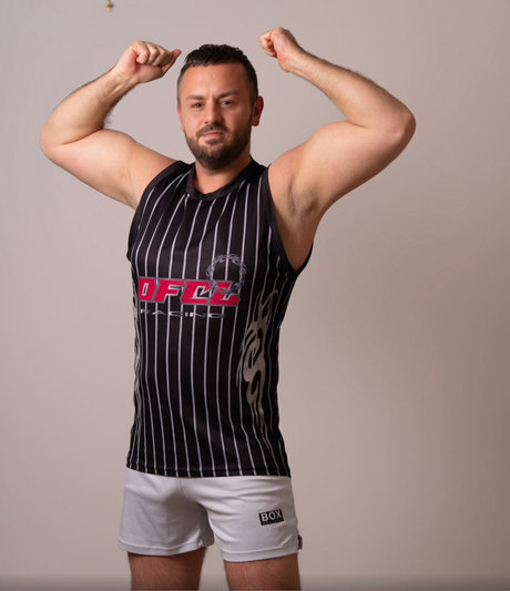 Big cummer UK sexy star img