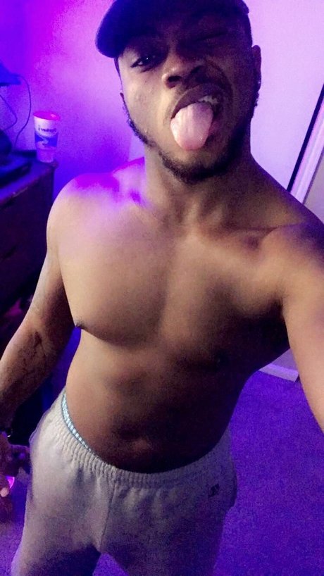 UNCK adult actress pictures