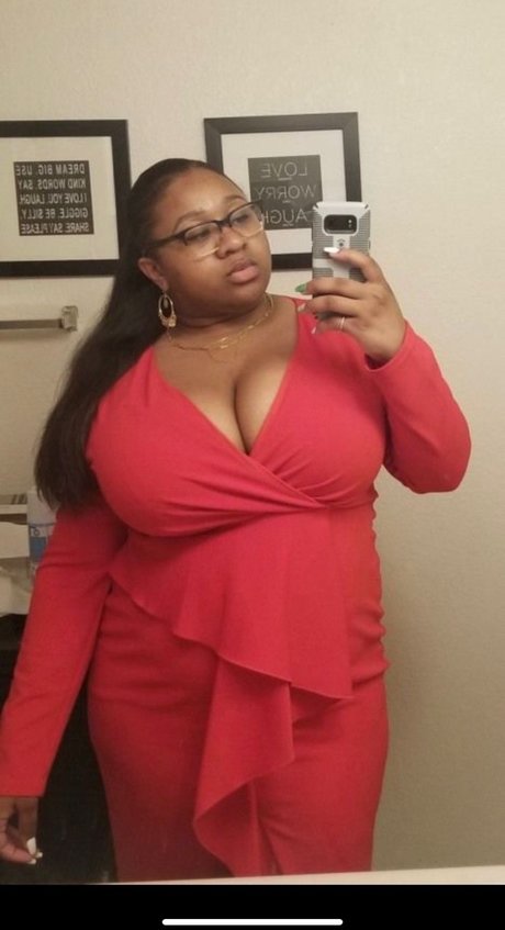 Cara Gianni model nude photo