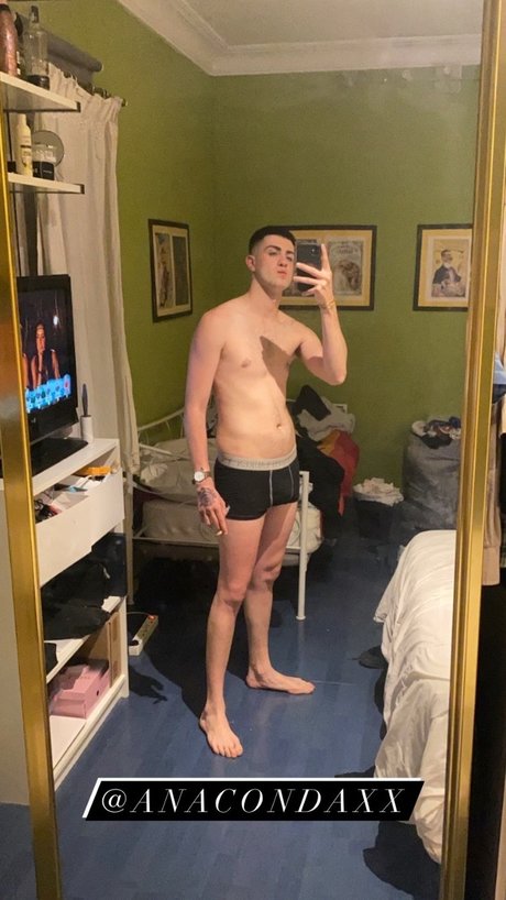 Anacondaxxfree exclusive model picture