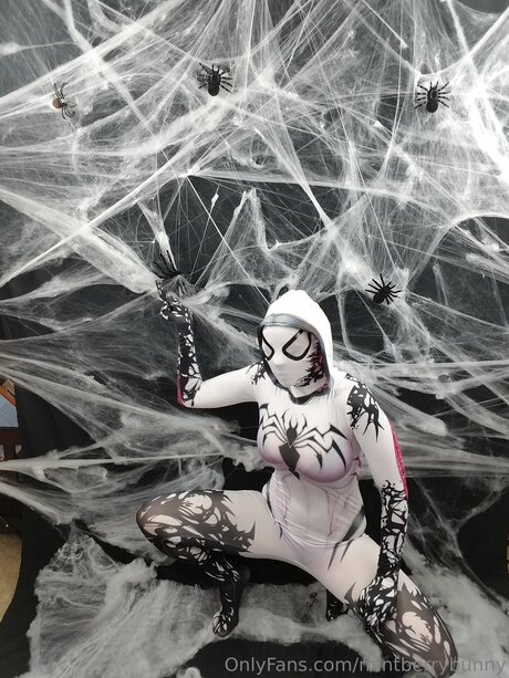 MintBerryBunny model beautiful photo