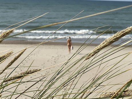 Milla Gee pretty model pics