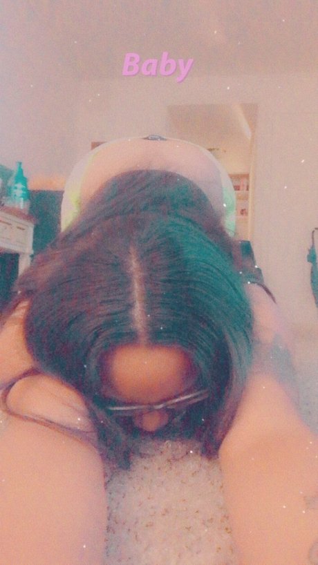 Chanelllyy pornographic star img