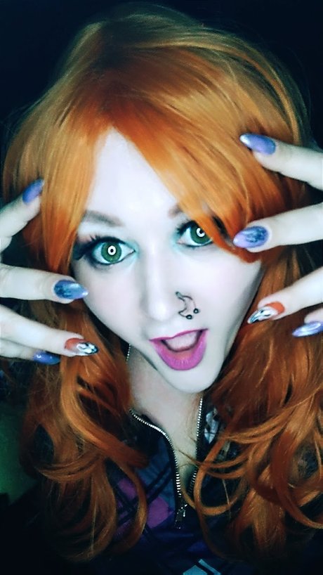 MissGoddessLana star nude pic