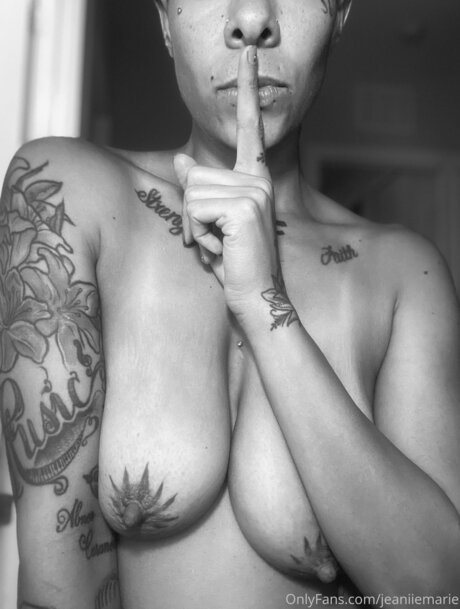 Jeanie Marie adult actress gallery