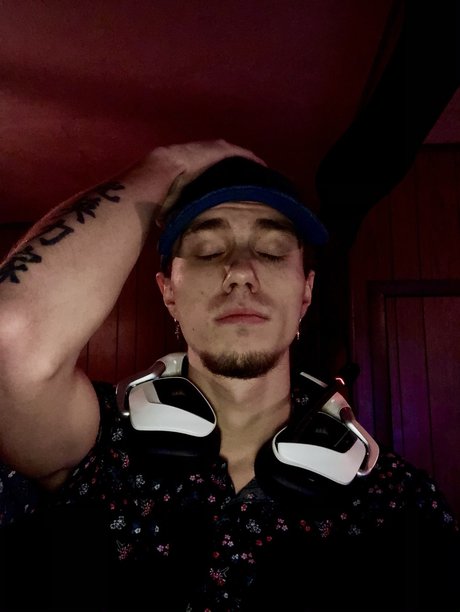 gay teacher onlyfans art naked pic