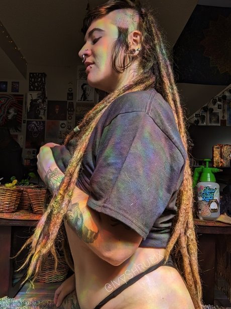 Ivy Shrum pornstar art archive