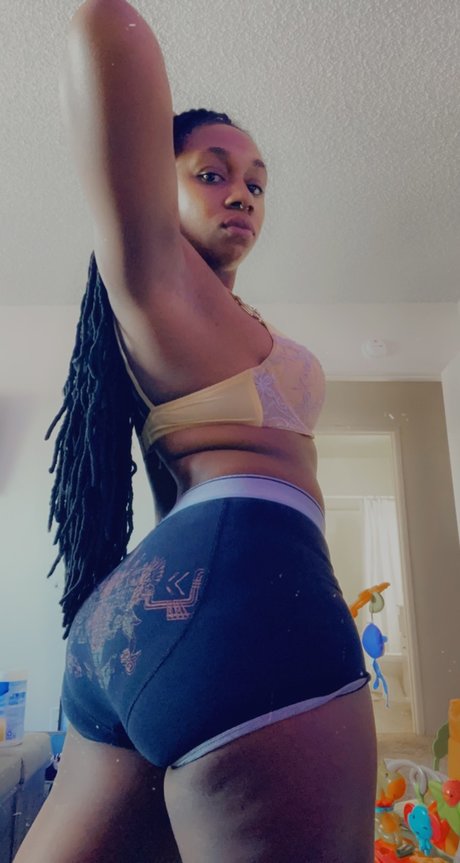 Jasmin Monet star adult pic