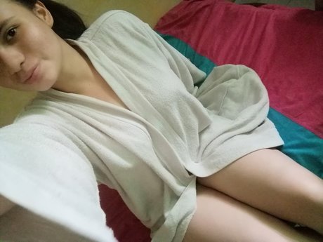 Yuly Mar nice pornstar image