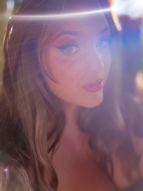 Miss Lace nude star images