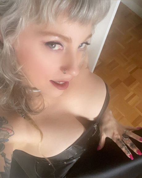 Muffy Slayer nudes pornstar gallery