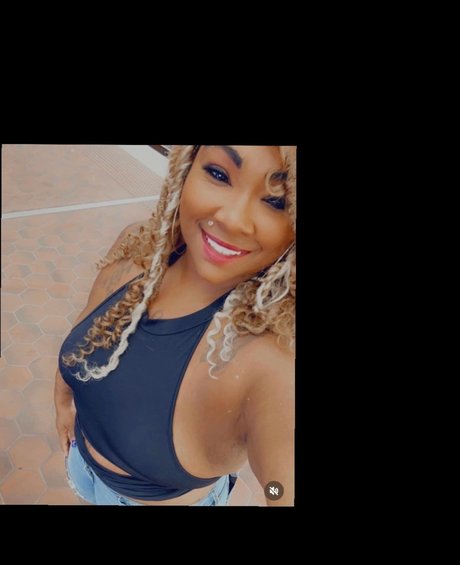 HaloRodeo star pornographic image