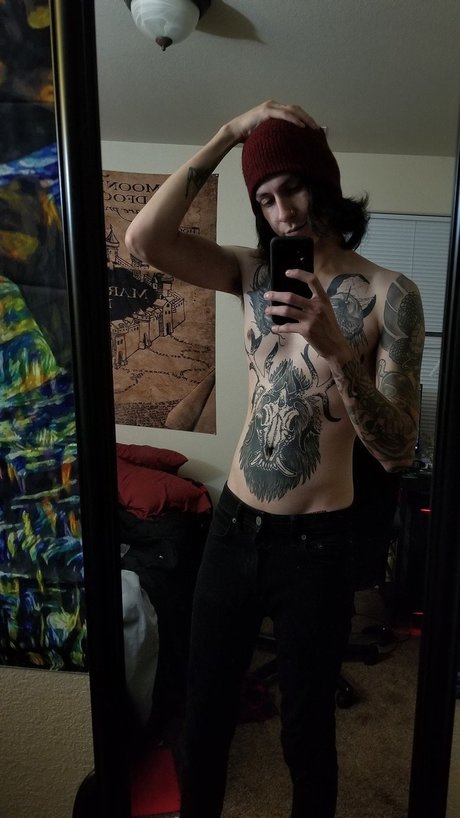 Jawn Swolo top model img