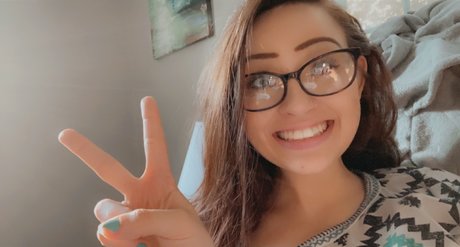 teen lesbian onlyfans adult pic