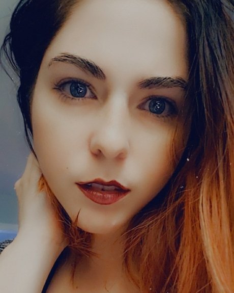 Mittenz13 free actress image