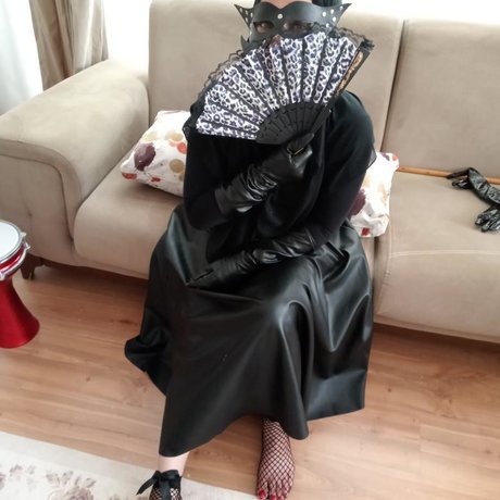 Nilufer porn actress galleries